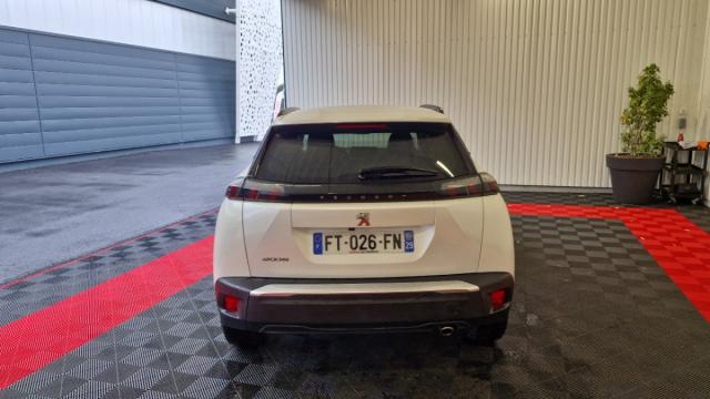 Peugeot 2008 image 2