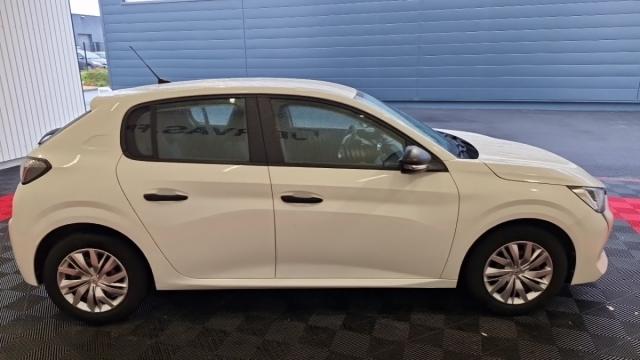 Peugeot 208 image 1