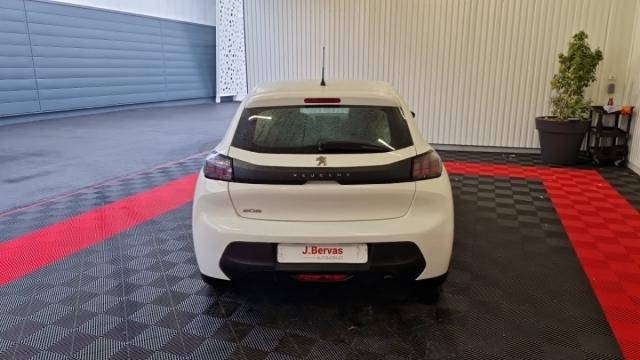 Peugeot 208 image 5