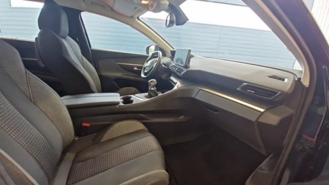 Peugeot 5008 image 8