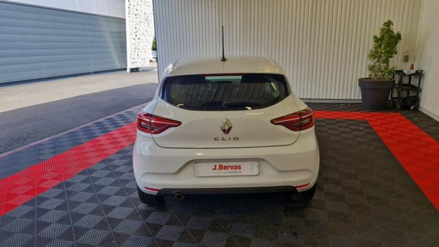 Renault Clio image 6