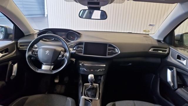 Peugeot 308 image 6
