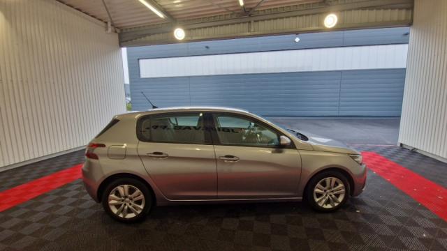 Peugeot 308 image 8