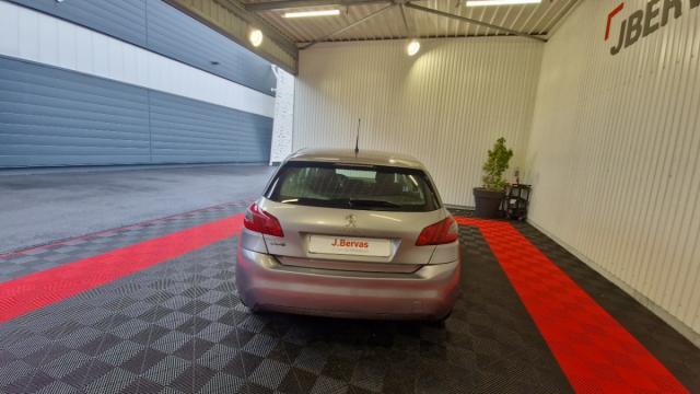 Peugeot 308 image 7