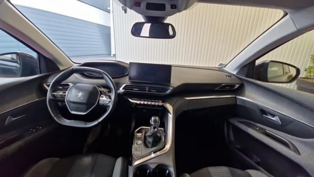 Peugeot 3008 image 9