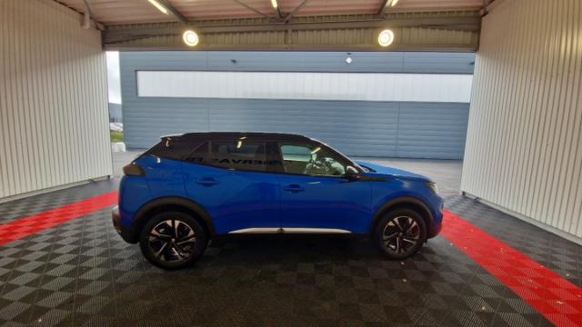 Peugeot 2008 image 2