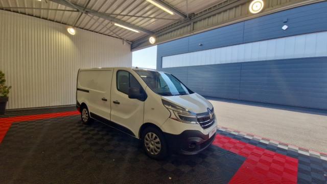 Renault Trafic image 8