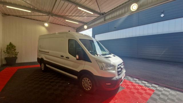 Ford Transit image 4