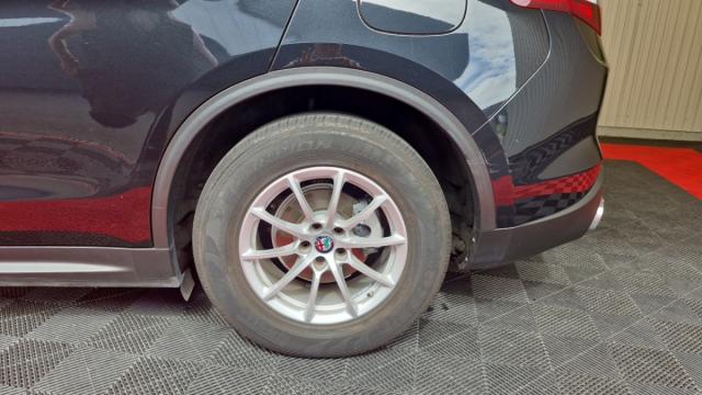 Alfa Romeo Stelvio image 5