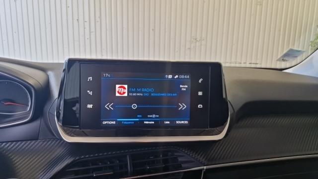 Peugeot 2008 image 3
