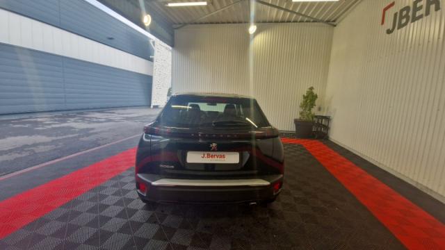 Peugeot 2008 image 2