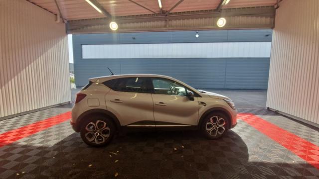 Renault Captur image 2