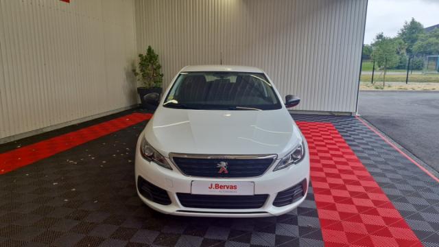 Peugeot 308 image 8