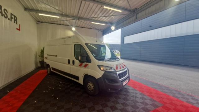 Peugeot Boxer image 3