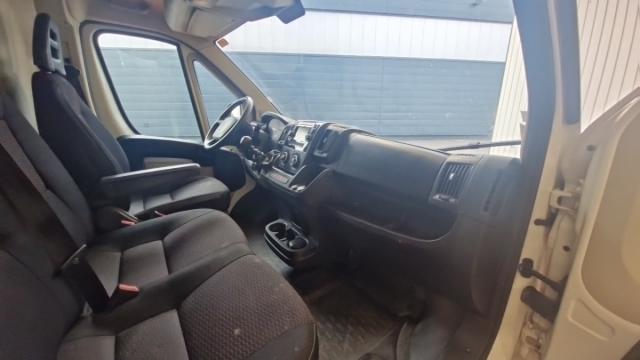 Peugeot Boxer image 1