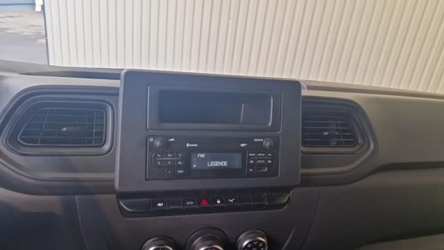 Renault Master image 7