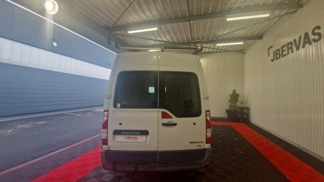 Renault Master image 1