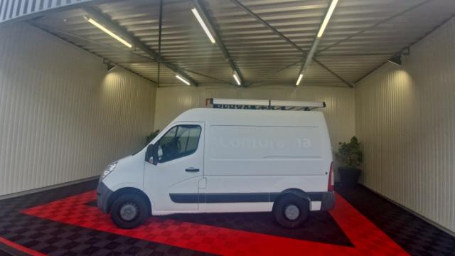 Renault Master image 2