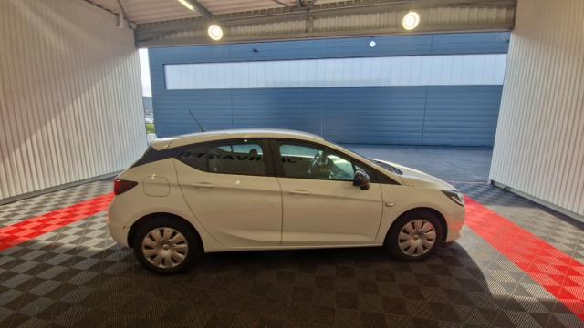 Opel Astra image 6