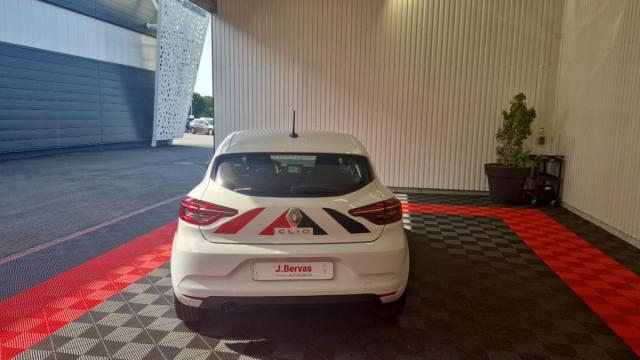 Renault Clio image 8