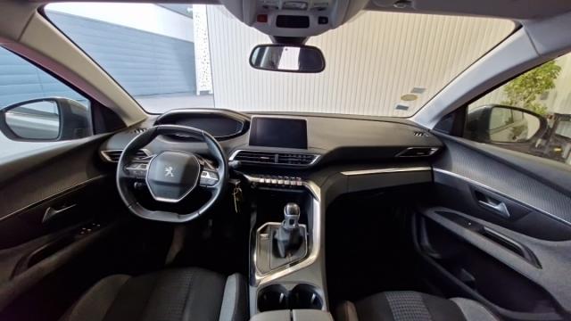 Peugeot 5008 image 8