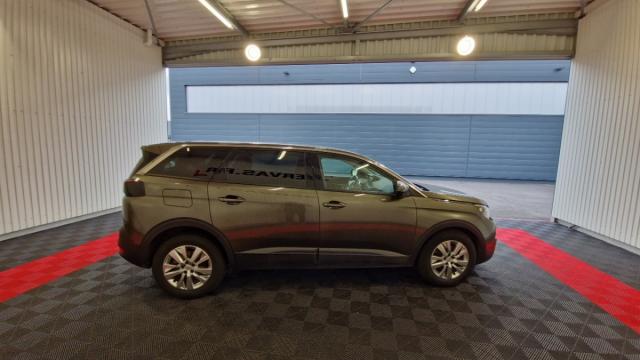 Peugeot 5008 image 7
