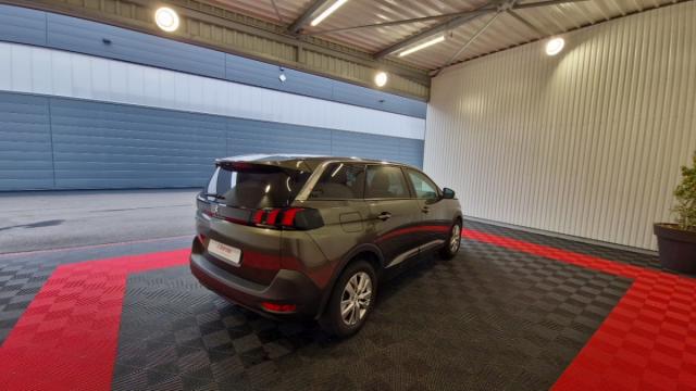 Peugeot 5008 image 5
