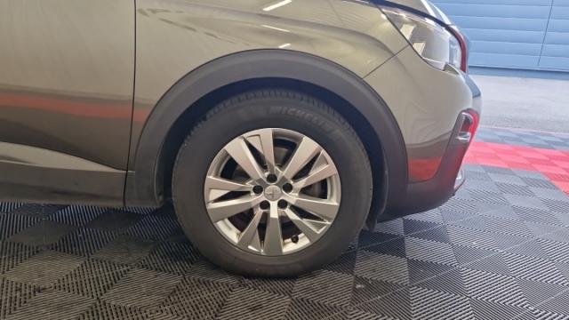 Peugeot 5008 image 4