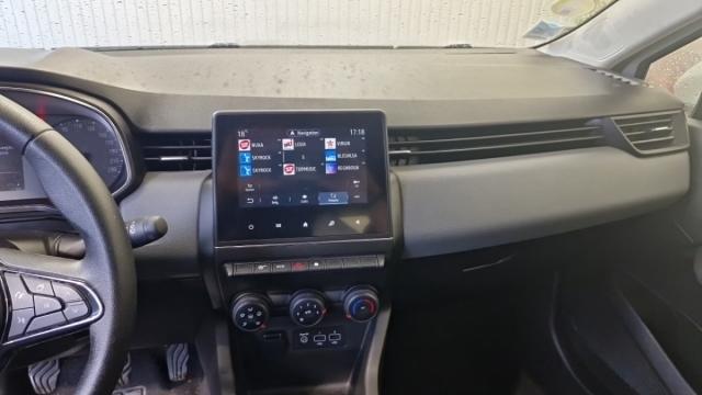 Renault Clio image 8