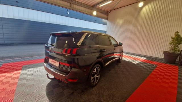 Peugeot 5008 image 4