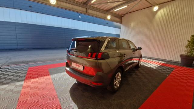 Peugeot 5008 image 3