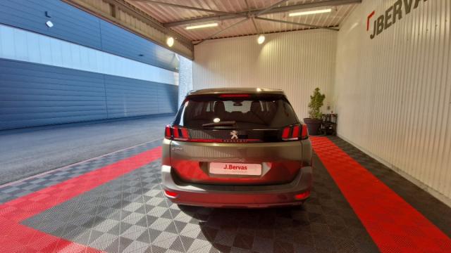 Peugeot 5008 image 2