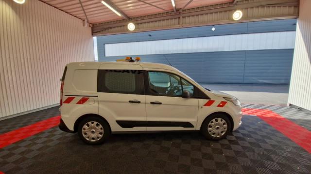 Ford Transit Connect image 9