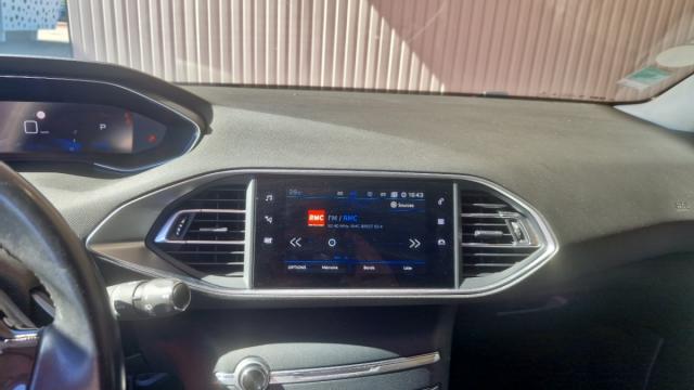 Peugeot 308 image 3