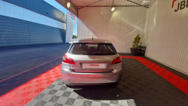 Peugeot 308 image 2