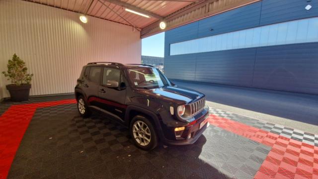 Jeep Renegade image 9