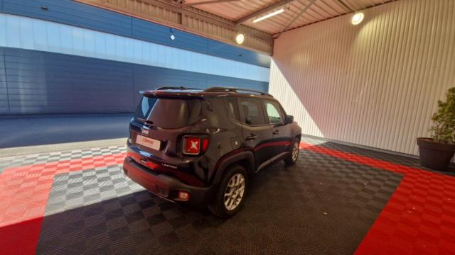 Jeep Renegade image 5