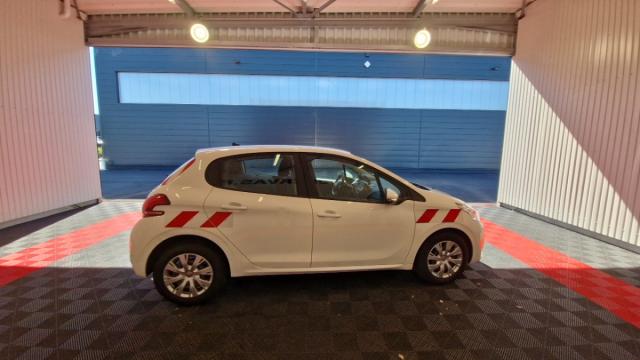 Peugeot 208 Affaire image 9