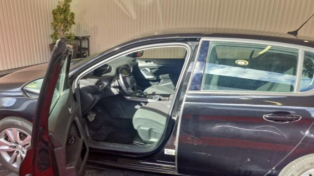Peugeot 308 image 8