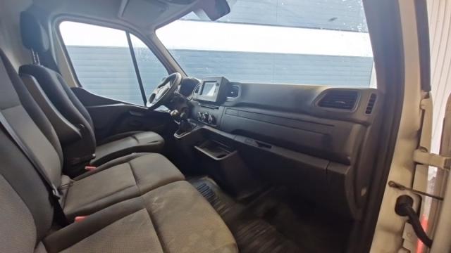 Renault Master image 3