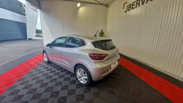 Renault Clio image 2