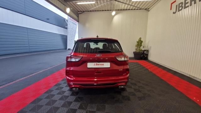 Ford Kuga image 2