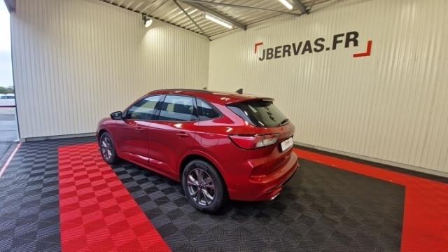 Ford Kuga image 1