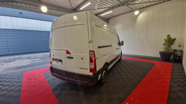 Renault Master image 1