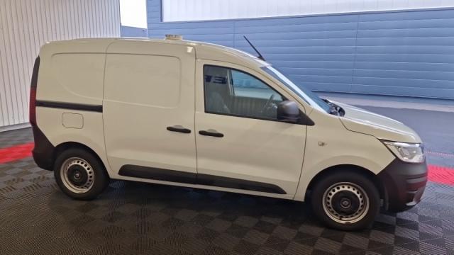 Renault Express Van image 6