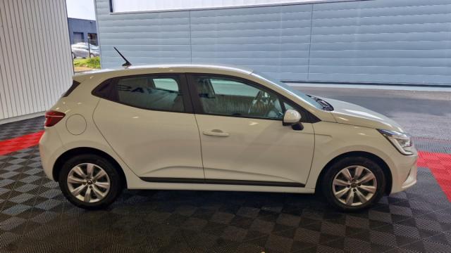 Renault Clio image 2