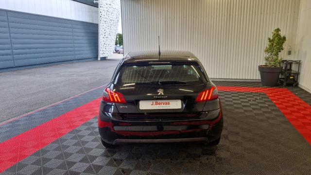 Peugeot 308 image 8