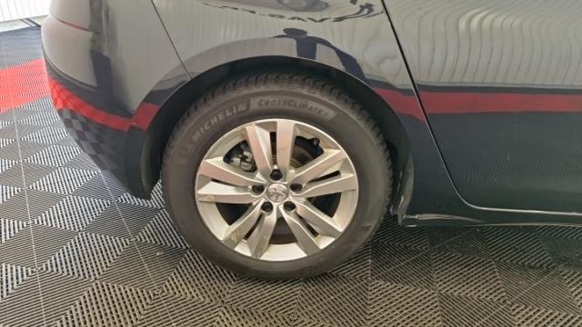 Peugeot 308 image 8
