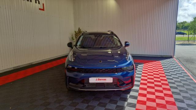 Lynk & Co 01 image 5