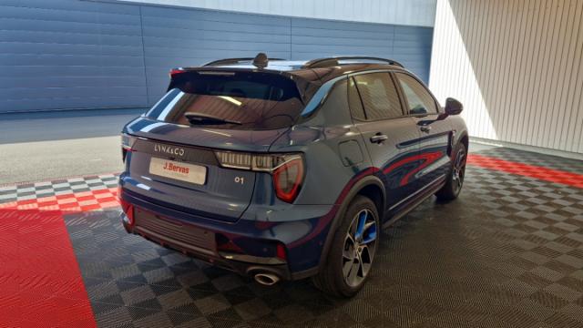 Lynk & Co 01 image 4